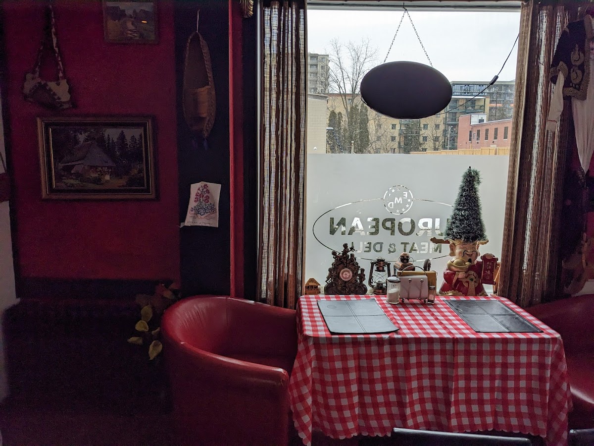Jasna's European Meat & Deli - 8