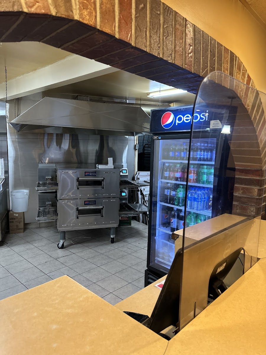 Kenny's Pizza (Sheriff Avenue) - 7