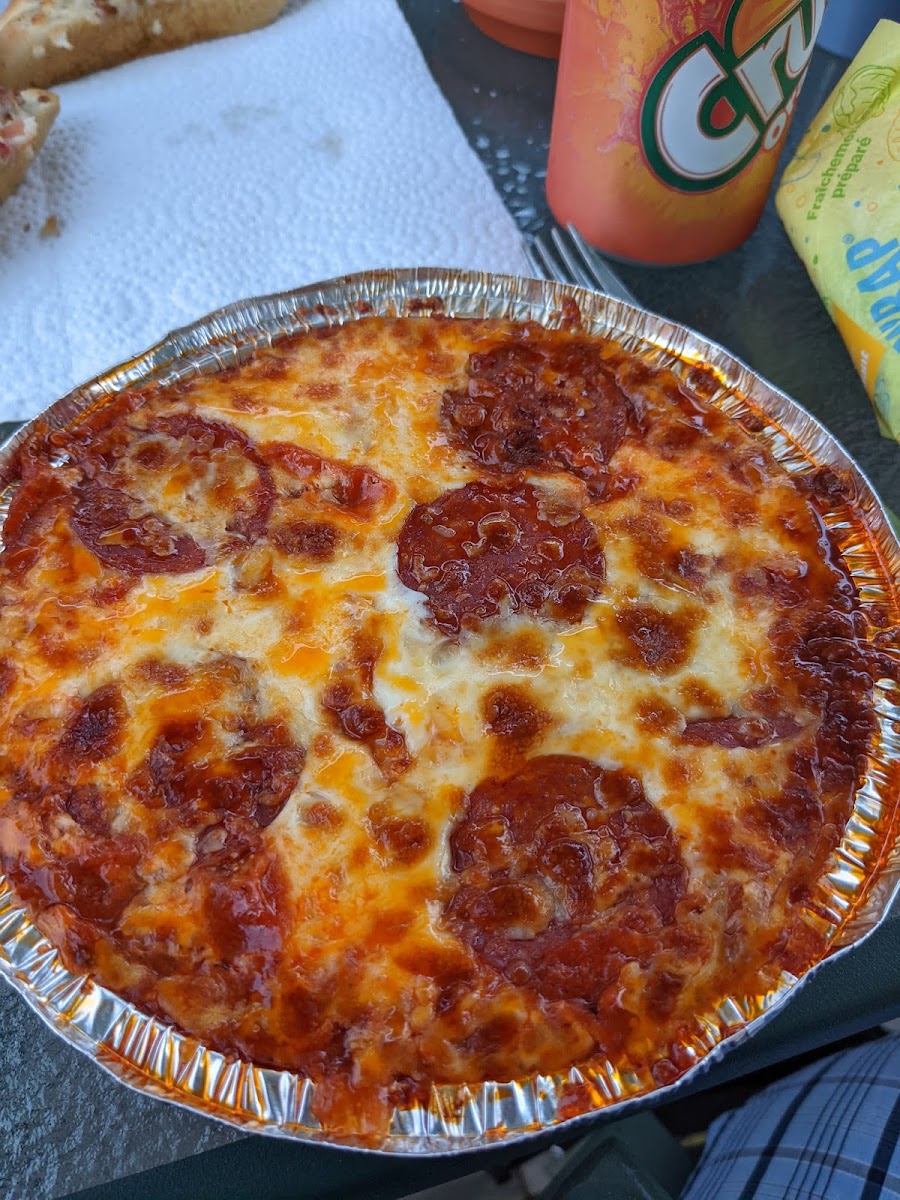 Royal Pizza & Subs - 3