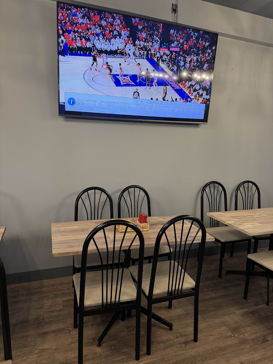 Royal Pizza & Subs - 9