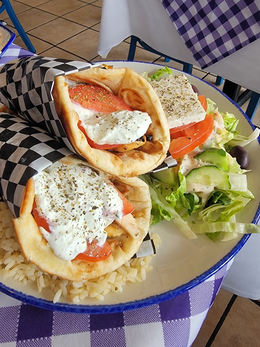 Christina's Cuisine - 3