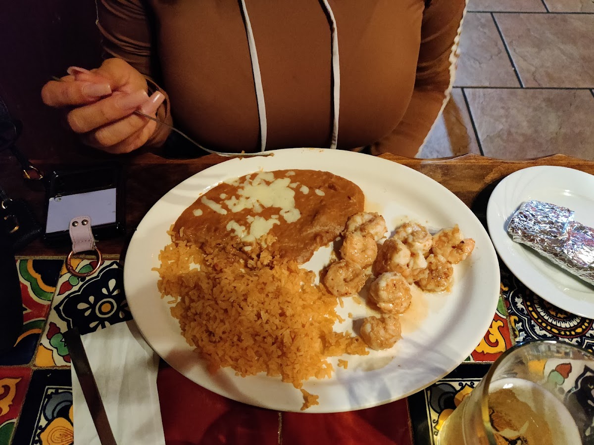Don Patron Grill and Cantina - 10