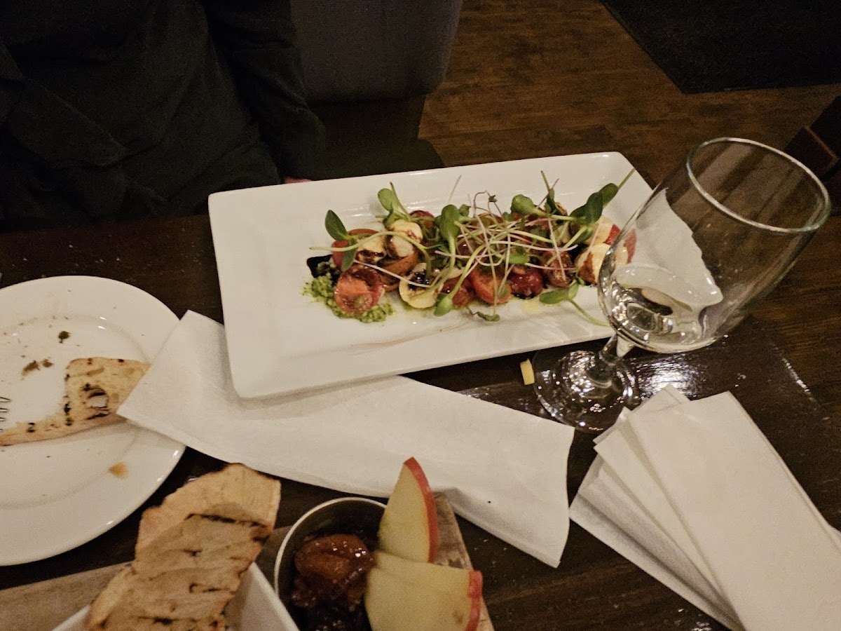 Maxwells Restaurant & Bar - 10
