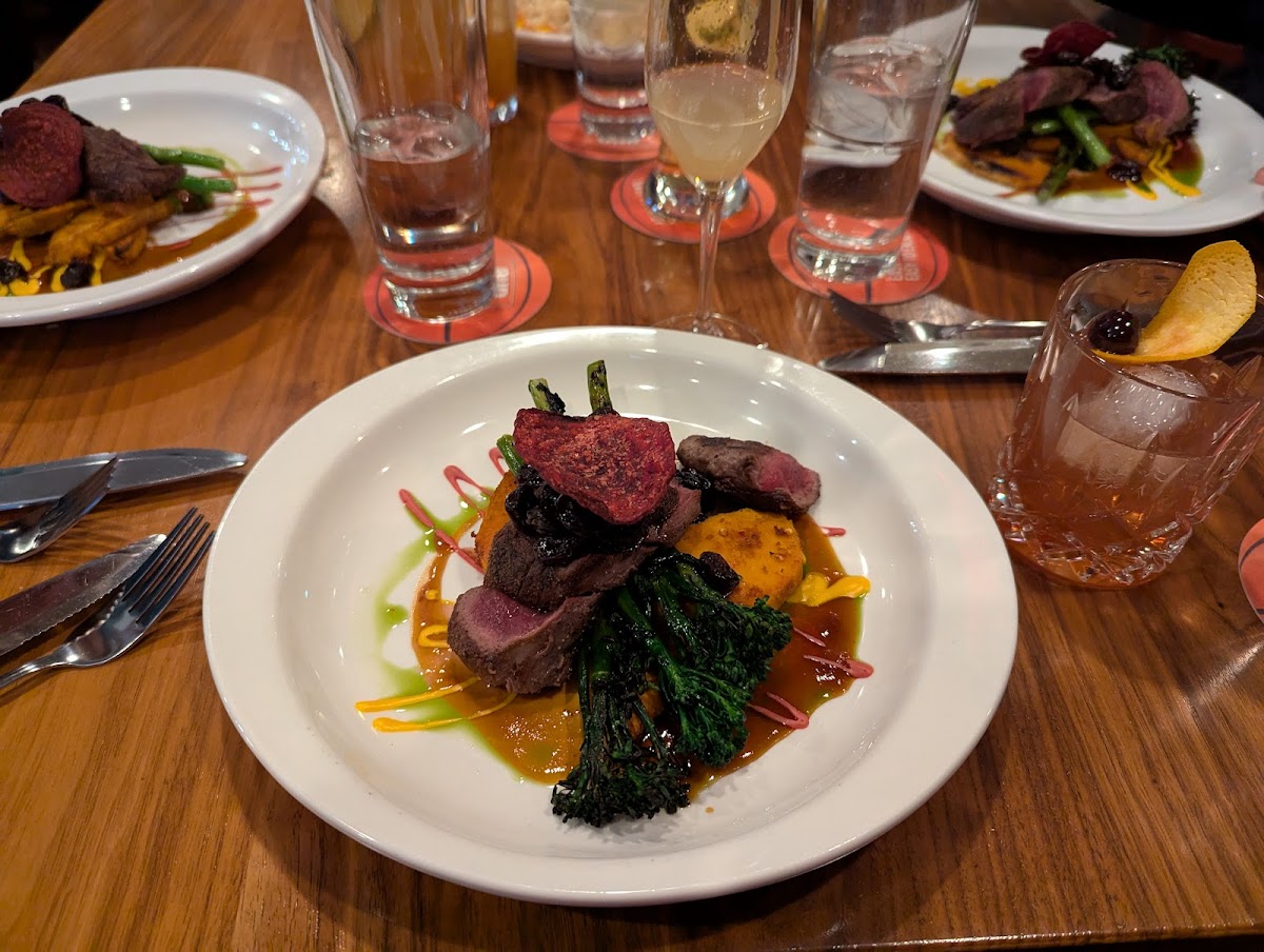 Maxwells Restaurant & Bar - 3