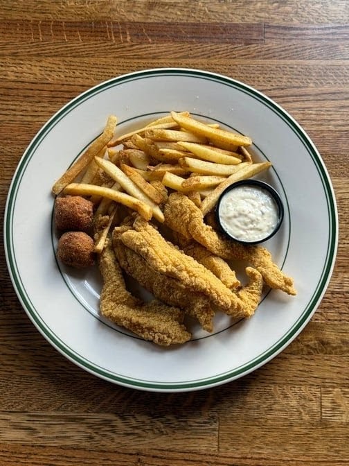 Cajun Steamer Bar & Grill - 3