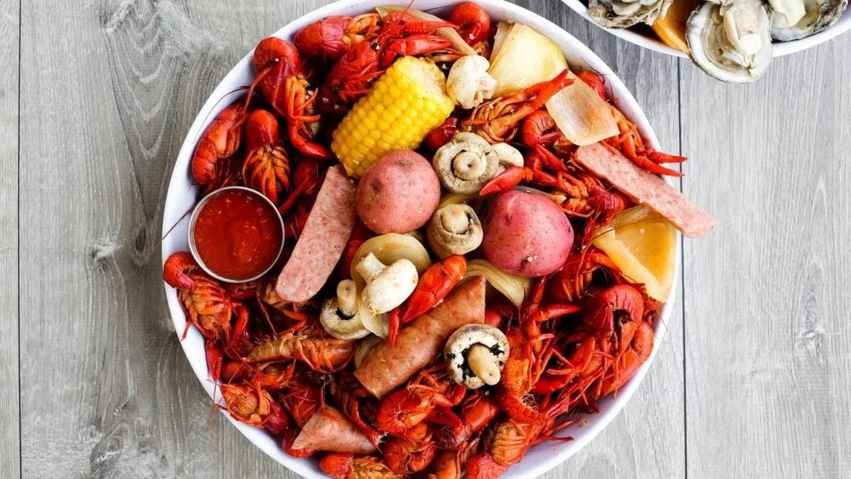 Cajun Steamer Bar & Grill - 7